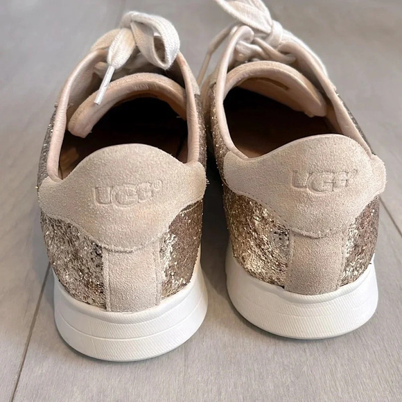 ⭐️ HOST PICK UGG Jaida Suede Leather Cream Gold Glitter Sneakers, Size 8 - Picture 8 of 10